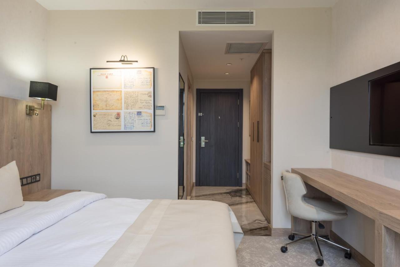 Ramada Plaza By Wyndham Batman Hotel Eksteriør billede
