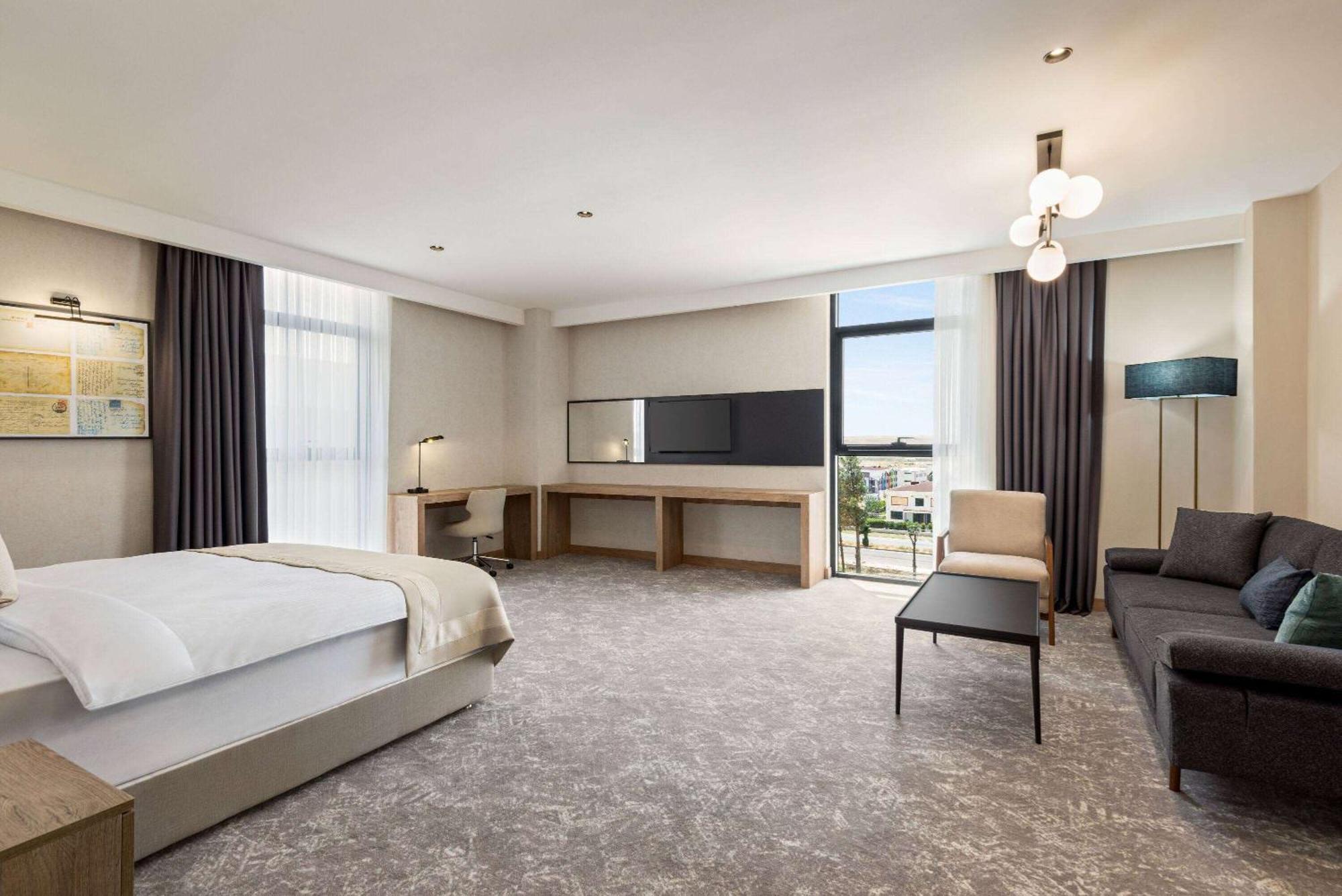 Ramada Plaza By Wyndham Batman Hotel Eksteriør billede