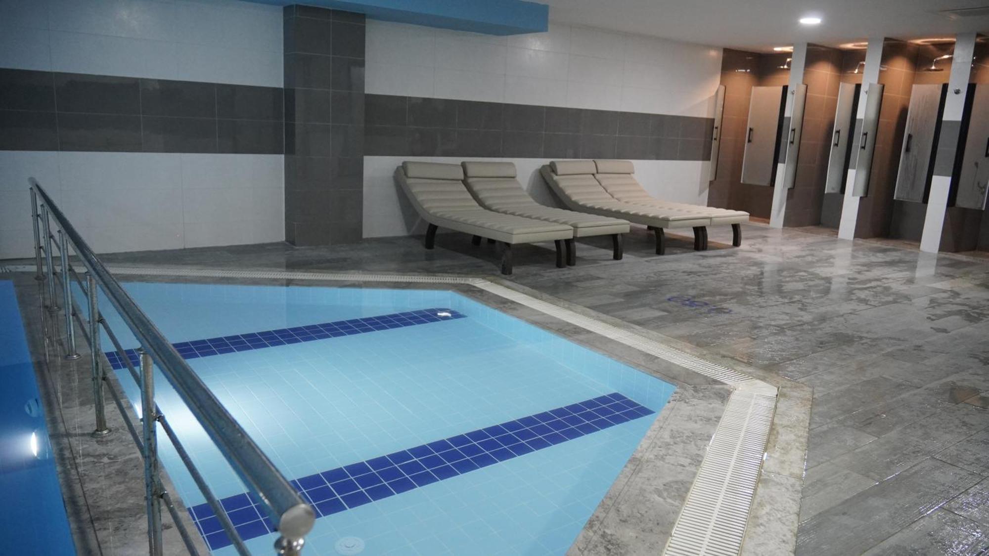 Ramada Plaza By Wyndham Batman Hotel Eksteriør billede